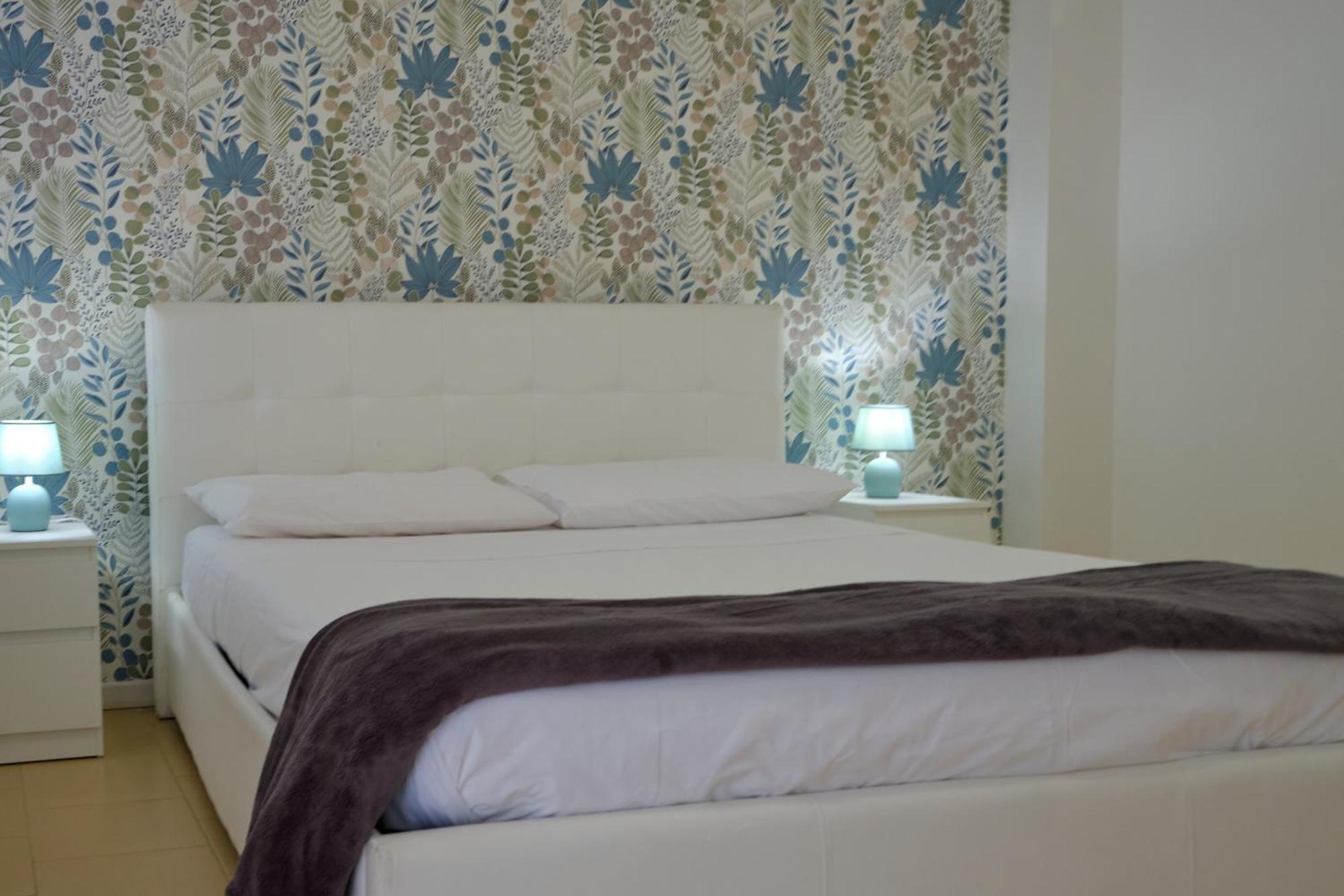 Sea Apartment & Pool 2 巴勒莫 外观 照片