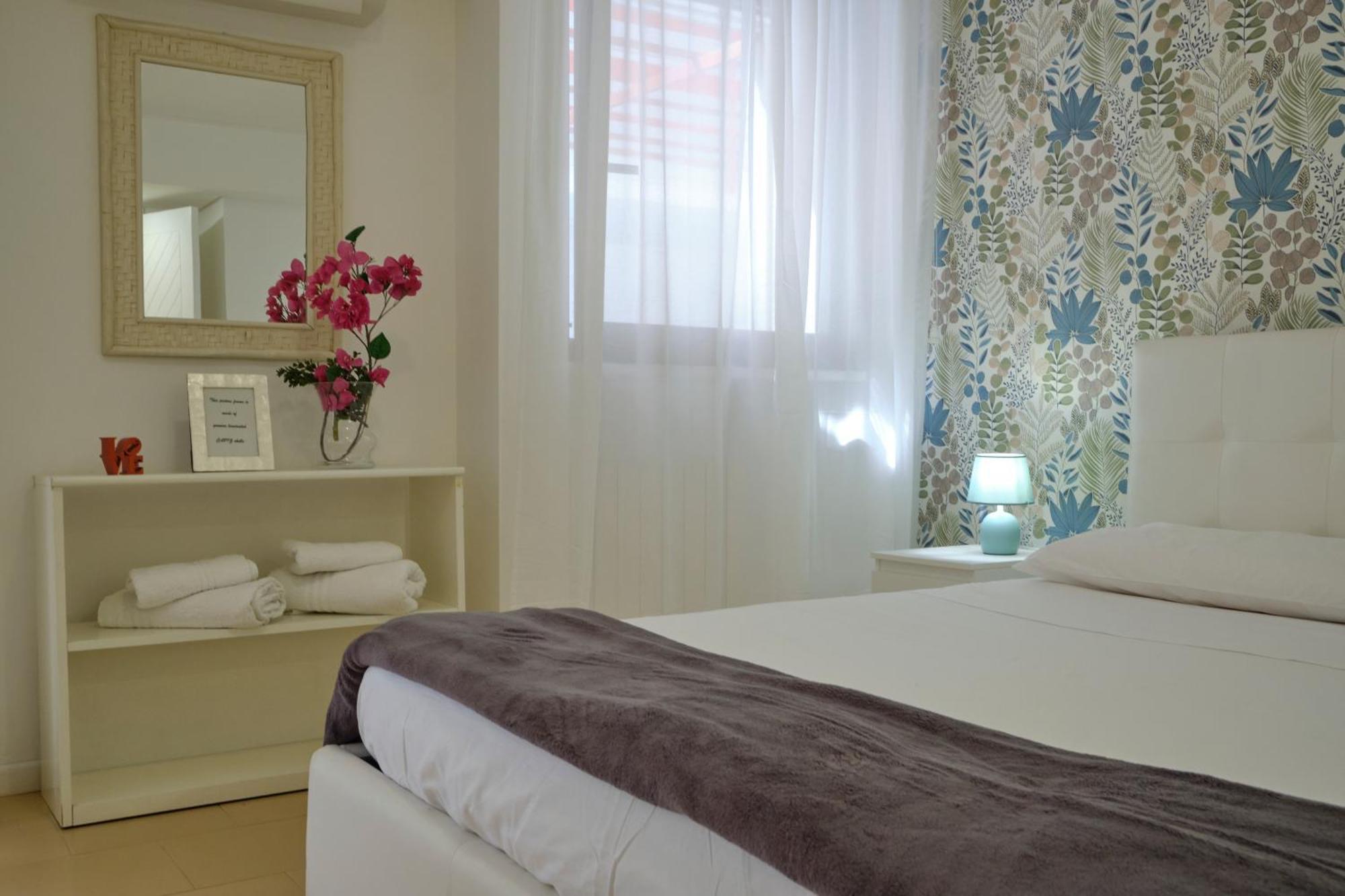 Sea Apartment & Pool 2 巴勒莫 外观 照片